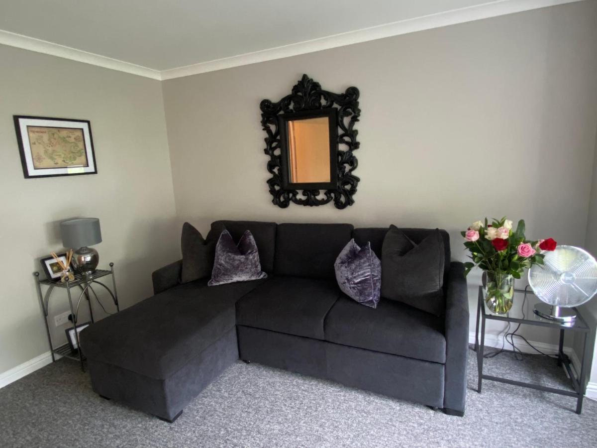Peter Pan Apartment In The Heart Of Inverness Dalneigh Exterior photo